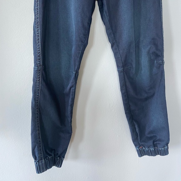 True Religion Jogger Style Jeans with Flap Pockets Size 36 - Picture 5 of 8